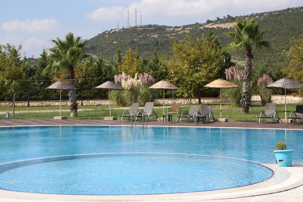 Konvoy Hotel & The Country Club Seferihisar Exterior foto